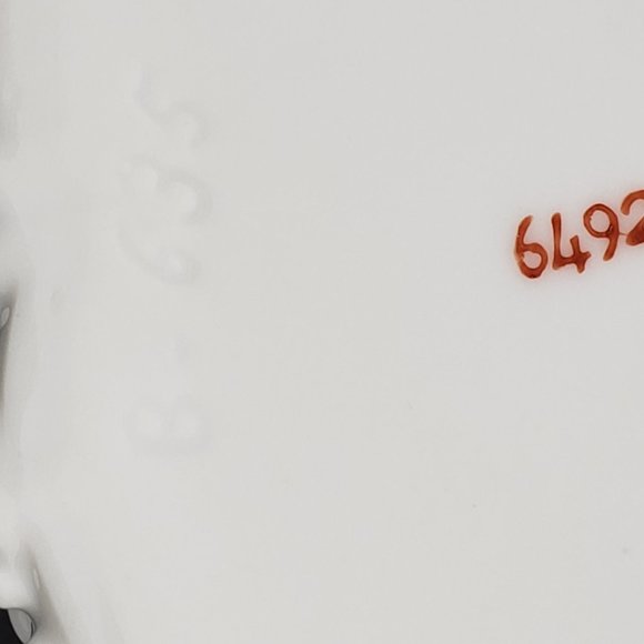 Collectible Ardalt Japan White Ceramic Jewelry Box with Roses and Gold Accents - Picture 7 of 8